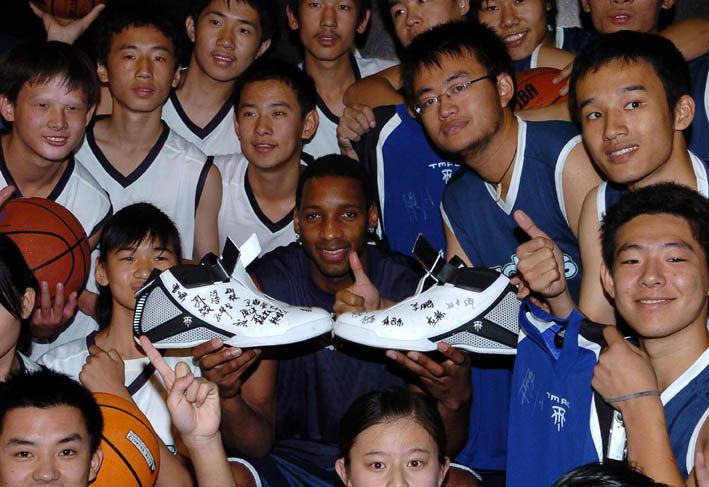 正在靠拢 正在靠拢